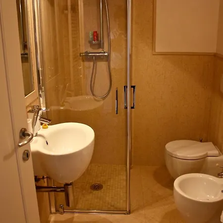 Palazzo Pasqualigo Tra Venezia E Le Dolomiti * 费尔特雷